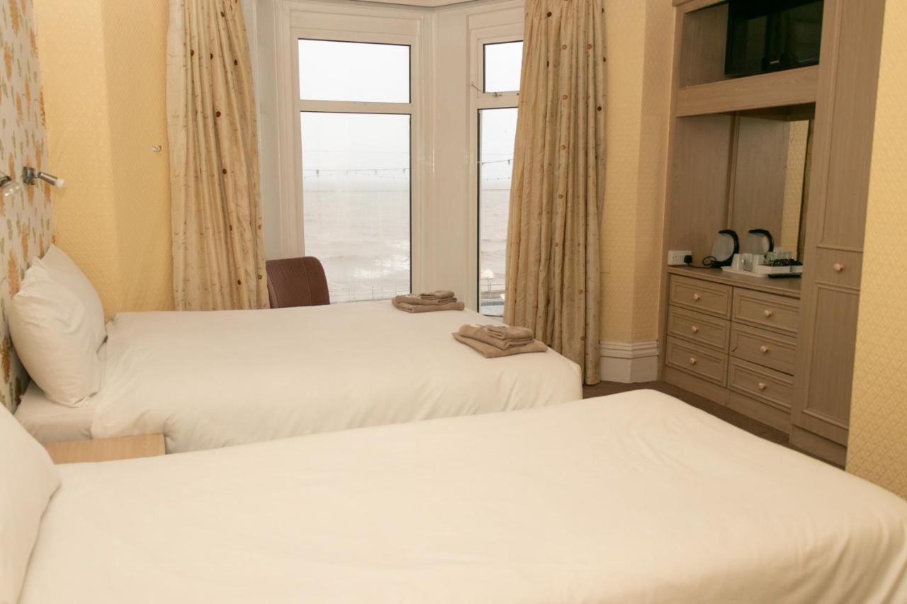 Starlux Hotel Blackpool Exterior foto